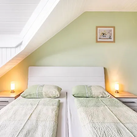 Apartman Alluring In With Balcony Ernst