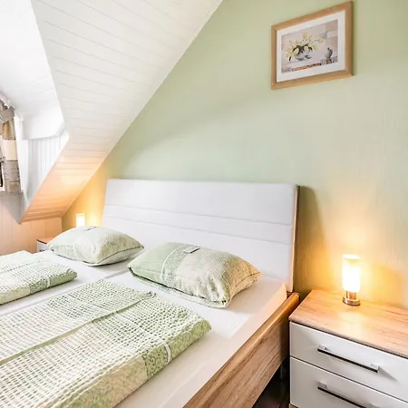 Alluring In With Balcony Apartman Ernst